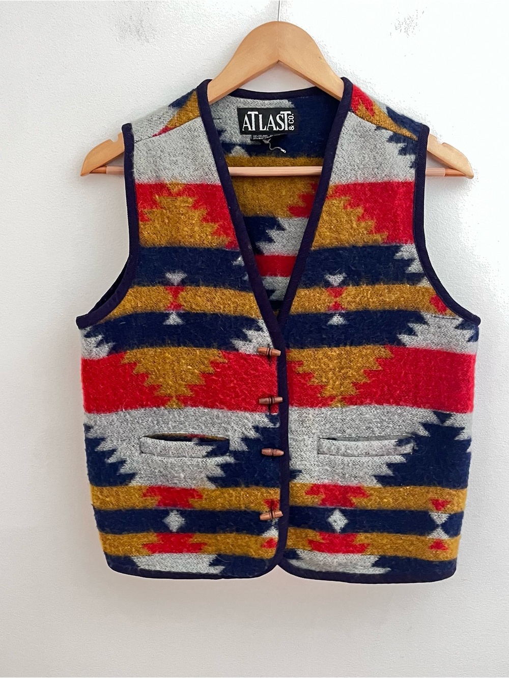 VTG At Last Navajo Wool Vest Mens Size Medium Southwestern Aztec